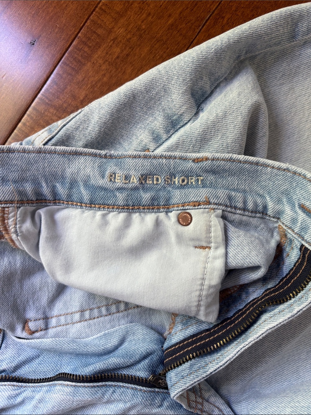 American Eagle Outfitters Women Light Blue Denim Shorts - Picture 2 of 3
